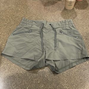 Champion shorts